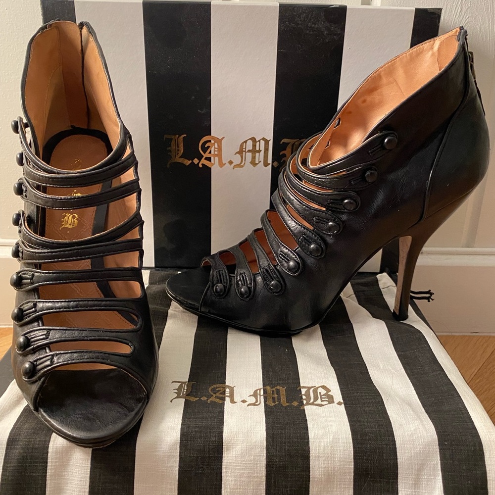 L.A.M.B Vintage ankle booties gently used. Very sexy!!